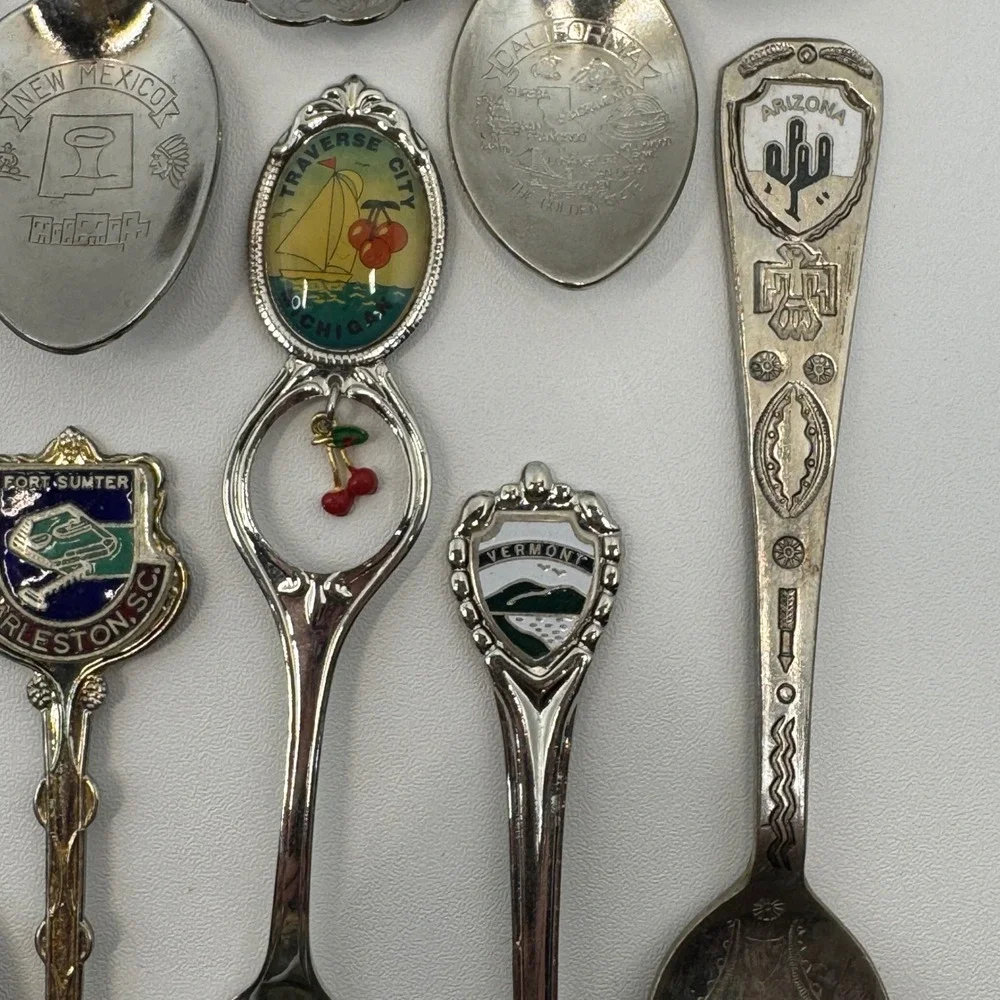 Vtg Souvenir Spoon Lot 22 State Landmark Travel USA Silverplate‎ Collectible